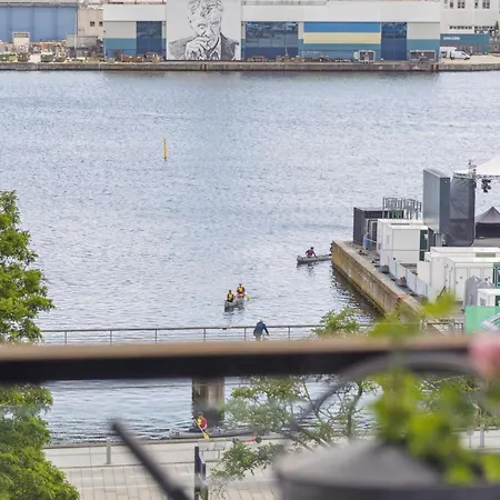 Penthouse 1br Lejlighed M 13 M2 Terrasse & Udsigt Århus